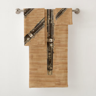 Conjunto del Bassoon en la mirada de madera del