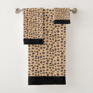 Conjunto moderno de toallas de baño con motivos de