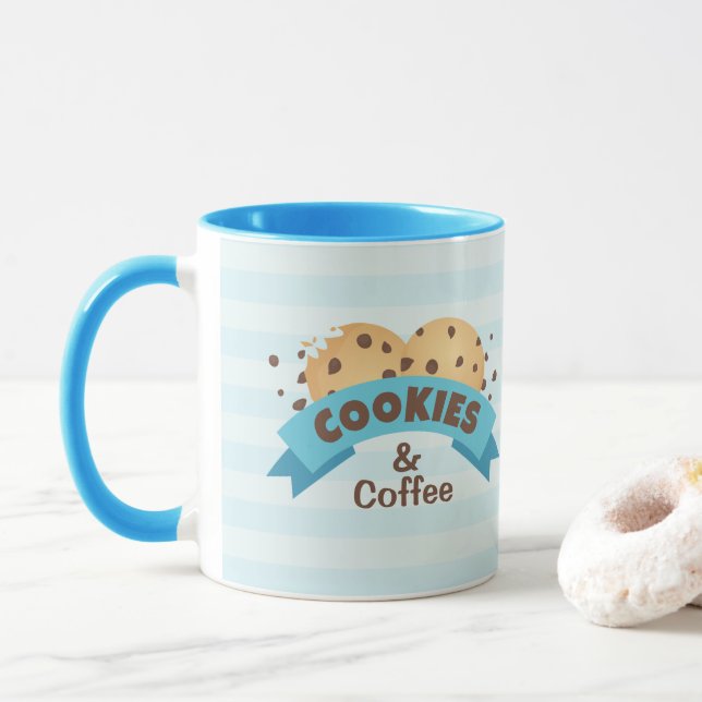 Cookies de chocolate y diseño de café en una taza (Con donut)