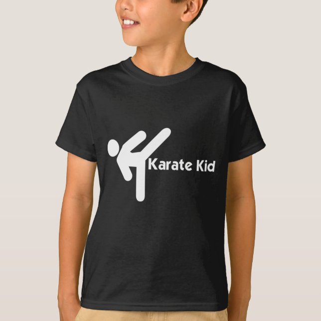 Copas de ropa y camiseta para niños karate (Anverso)