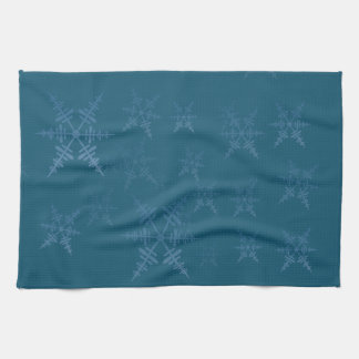 Copos de nieve con toalla de cocina azul oscura