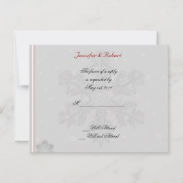 Copos de nieve en la tarjeta de respuesta plateada