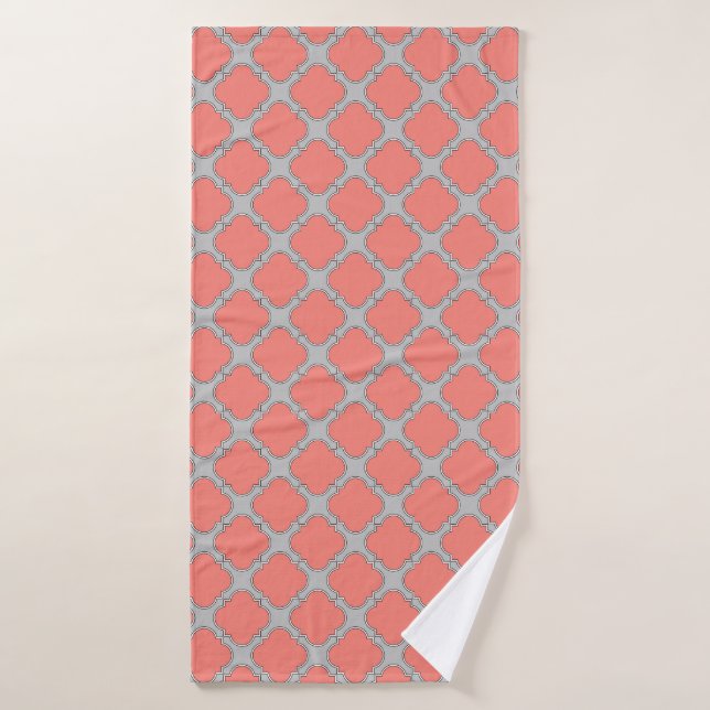 Coral de quatrefoil y gris (Toalla de baño)