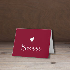 Corazón Blanco y Nombre Manuscrito Burdeos
