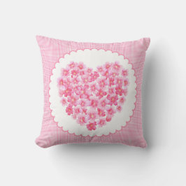 Corazón de almohada de flor rosa
