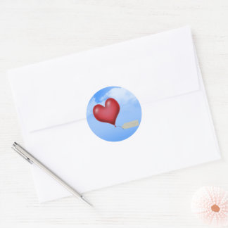 Corazón de globo único con etiqueta de mensaje