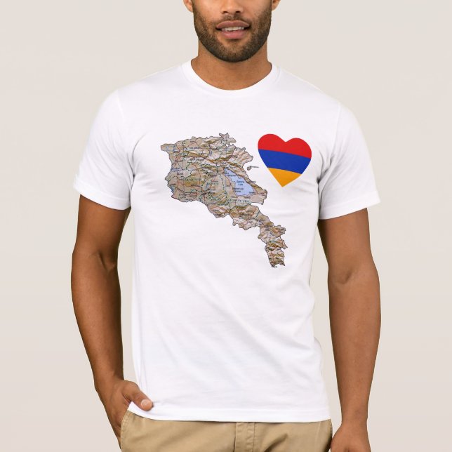 Corazón de la bandera de Armenia y camiseta del (Anverso)