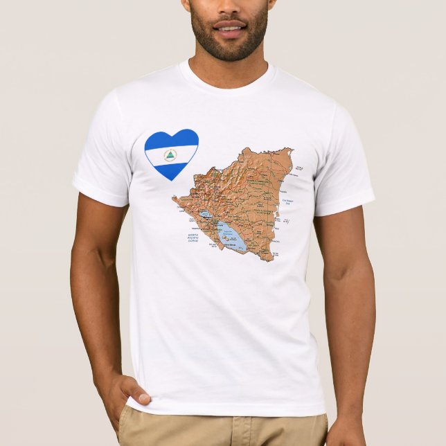 Corazón de la bandera de Nicaragua y camiseta del (Anverso)