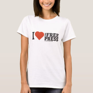 Corazón de la camiseta de las mujeres de la prensa