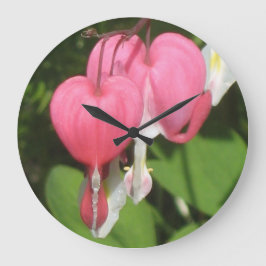 Corazón de sangrado floral - Reloj de pared redond