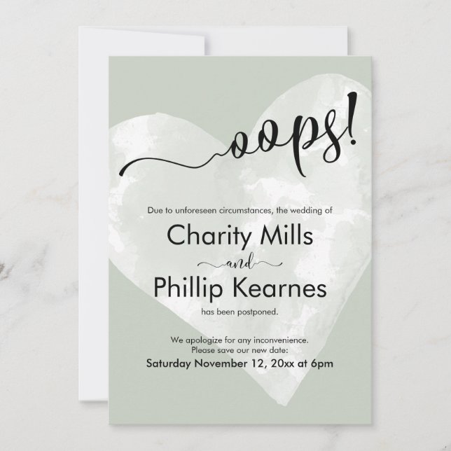 ¡Corazón en Sage Green Oops! Tarjeta Boda pospuest (Anverso)
