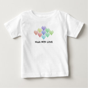 Corazones arcoiris, camiseta para bebés