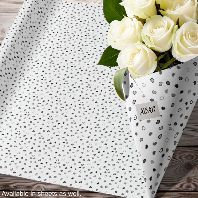 Corazones - Blanco y negro - Rollos de papel envue (Hearts - Black and White - Wrapping Paper Rolls-roses-by Leapfroglisics Shop)