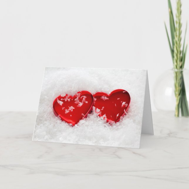 Corazones de amor en tarjeta de saludo de nieve (Anverso)