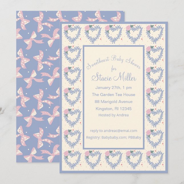 Corazones de flores azules y dobla invitación de B (Anverso / Reverso)