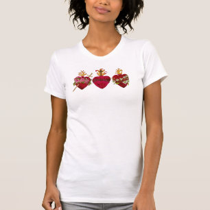 Corazones de la camiseta de la Sagrada Familia