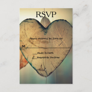 Corazones de madera rústica - Tarjeta RSVP