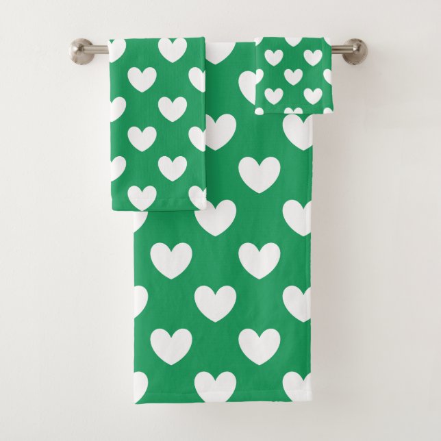Corazones de polka blanca en Kelly Green (In situ)