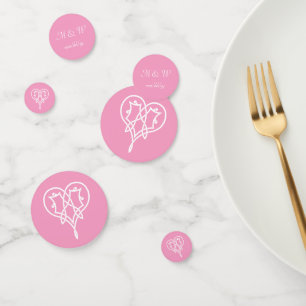 Corazones de tejido celta en confetti de mesa peta