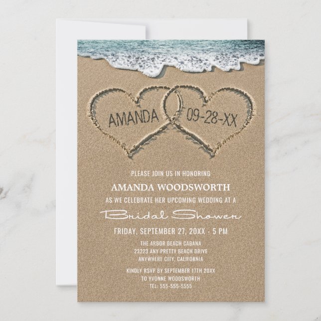 Corazones en la playa de arena invitaciones a la d (Anverso)