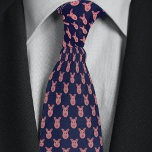 Corbata Agricultores de cerdo Personalizados azules<br><div class="desc">A los ganaderos de cerdo, a los chefs de barbacoa o a los aficionados al cerdo les encantará este alegre diseño con un cerdo personalizado sobre un fondo colorido. Compárela con un par de medias con el mismo diseño, y obtienes un gran regalo combinado para el Día del Padre, cumpleaños...</div>