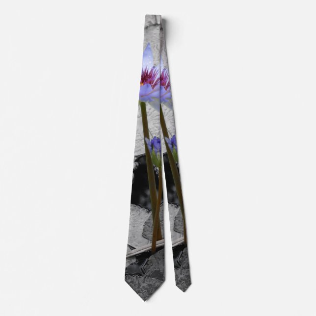 Corbata Ataque de belleza de pie acuático (Anverso)