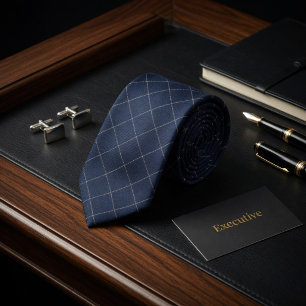 Corbata Azul Marino Clásico y Cuadro de Ventana Blanco