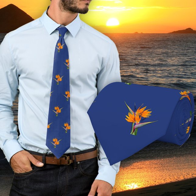 Corbata azul marino con flores estampadas de ave d (Subido por el creador)