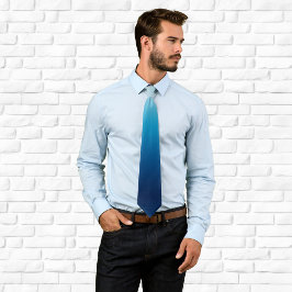 Corbata Azul ombré de océano de claro a oscuro