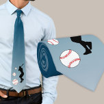 Corbata Ball Player Black Silhouette Blue<br><div class="desc">Jugador de bolas de béisbol,  Silhouette Black Blue Neck Tie. Ideal para un jugador de béisbol,  entrenador de béisbol o hincha.</div>