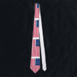 Corbata Bandera de Estados Unidos - Estados Unidos de Amér<br><div class="desc">Estados Unidos - Estados Unidos de América - Bandera - Patriótico - Día de la Independencia - 4 de julio - Personalizable - Elegir / Añadir su texto único / color / imagen - Hacer su regalo especial - Redimensionar y mover o eliminar y agregar elementos / imágenes con herramienta...</div>