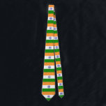 Corbata Bandera de la India<br><div class="desc">La bandera india es una tricolora horizontal cargado con en el centro al emblema. Los colores usados en la bandera son azul,  naranja,  blanco,  verde. La proporción de la bandera india es 2: 3. La bandera de la India fue adoptada en 1947.</div>