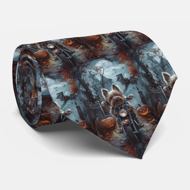 Corbata Biewer Terrier montando motocicleta Halloween ater (Enrollado)