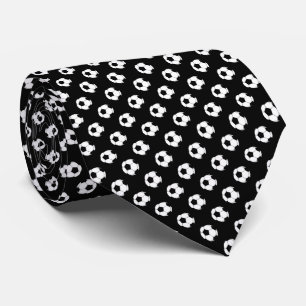 Corbata Black White Football sopla sobre negro