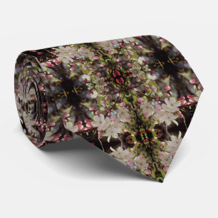 Corbata Blossoms de arveja Resumen