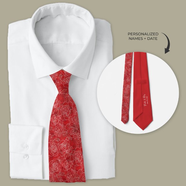 Corbata Boda de cola de  de rosas rojas personalizado (Personalized wedding neckties for groomsmen's gifts. Red tie with white rose outlines.)
