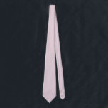 Corbata Boda de Iniciales Rubor Pink Groom y Groomsmen<br><div class="desc">Corbata Rubor Pink para que los bodas coincidan con nuestras suites bodas Rubor Pink. Escondido en la parte de atrás, puedes personalizar fácilmente las iniciales, así que no hay duda de quién es la corbata. El color y el tipo de letra de las iniciales, así como el color de la...</div>