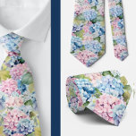 Corbata Boda de las flores de acuarela floral de Hydrangea<br><div class="desc">Estas preciosas corbatas de hidrangea en colores pastel son perfectas para sus padrinos o para añadir un toque de primavera a su armario.</div>