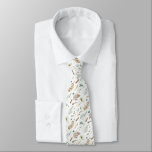 Corbata Boho Watercolor Flores silvestres Patrón de puntas<br><div class="desc">Eleva tu estilo con esta corbata única con un vibrante patrón de acuarelas silvestres. Perfecto para ocasiones tanto formales como casuales, le da un toque artístico a cualquier conjunto. Diseñado para coordinar con la colección de invitaciones a bodas "VERONICA", este elemento es un complemento perfecto para su conjunto de bodas....</div>