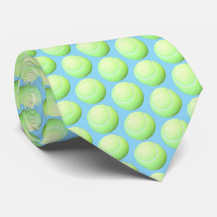 Corbata Bolas de tenis verdes contra el azul claro