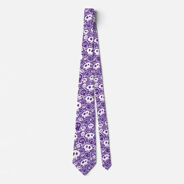 Corbata Calaveras Blancas sobre Morado (Anverso)