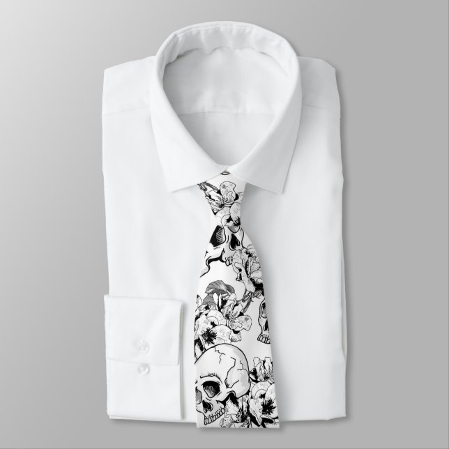Corbata Calaveras góticas y Rosas Linea de Arte (Atado)