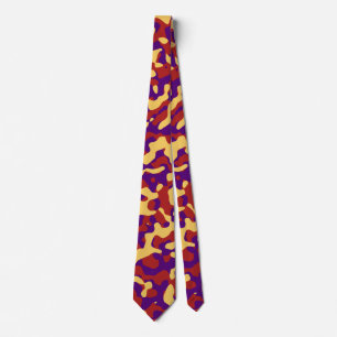 Corbata Camuflaje rojo en amarillo y púrpura