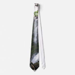 Corbata Cascada
