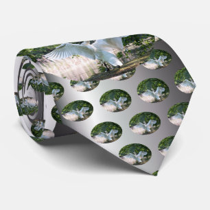 Corbata Cisne con alas extendidas