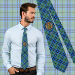 Corbata Clan Keith Escudo sobre Tartán<br><div class="desc">Insignia escudo del clan Keith rodeada por una correa y hebilla sobre fondo tartán. Texto personalizado.</div>