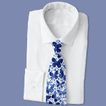 Corbata Color de agua de mariposa azul<br><div class="desc">Pintura de mariposa color azul y blanco índigo. Un empate de coordinación para coincidir con tu celebración. Arte original de Nic Squirrell.</div>