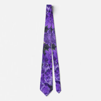 Corbata con Flores de Campanula Moradas