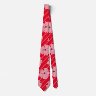 Corbata con flores rosas y rayas