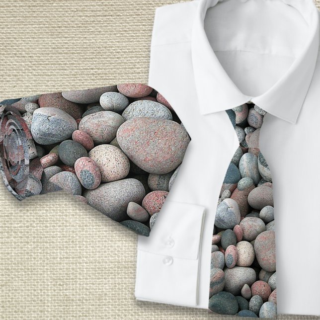Corbata con patrón de rocas de río (Subido por el creador)